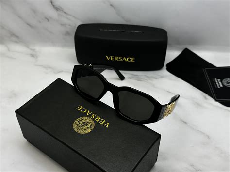 очки солнцезащитные versace женские|Солнцезащитные очки женские Versace на OZON.